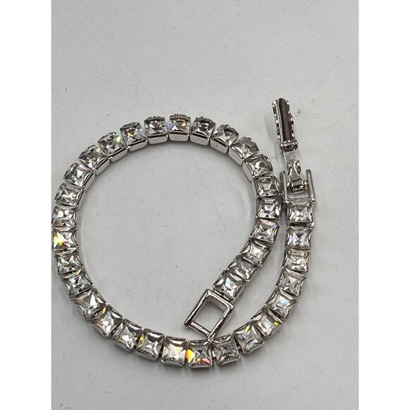 Swarovski Signed Designer Square cut White Rhodium plated Tennis Bracelet - Picture 8 of 9